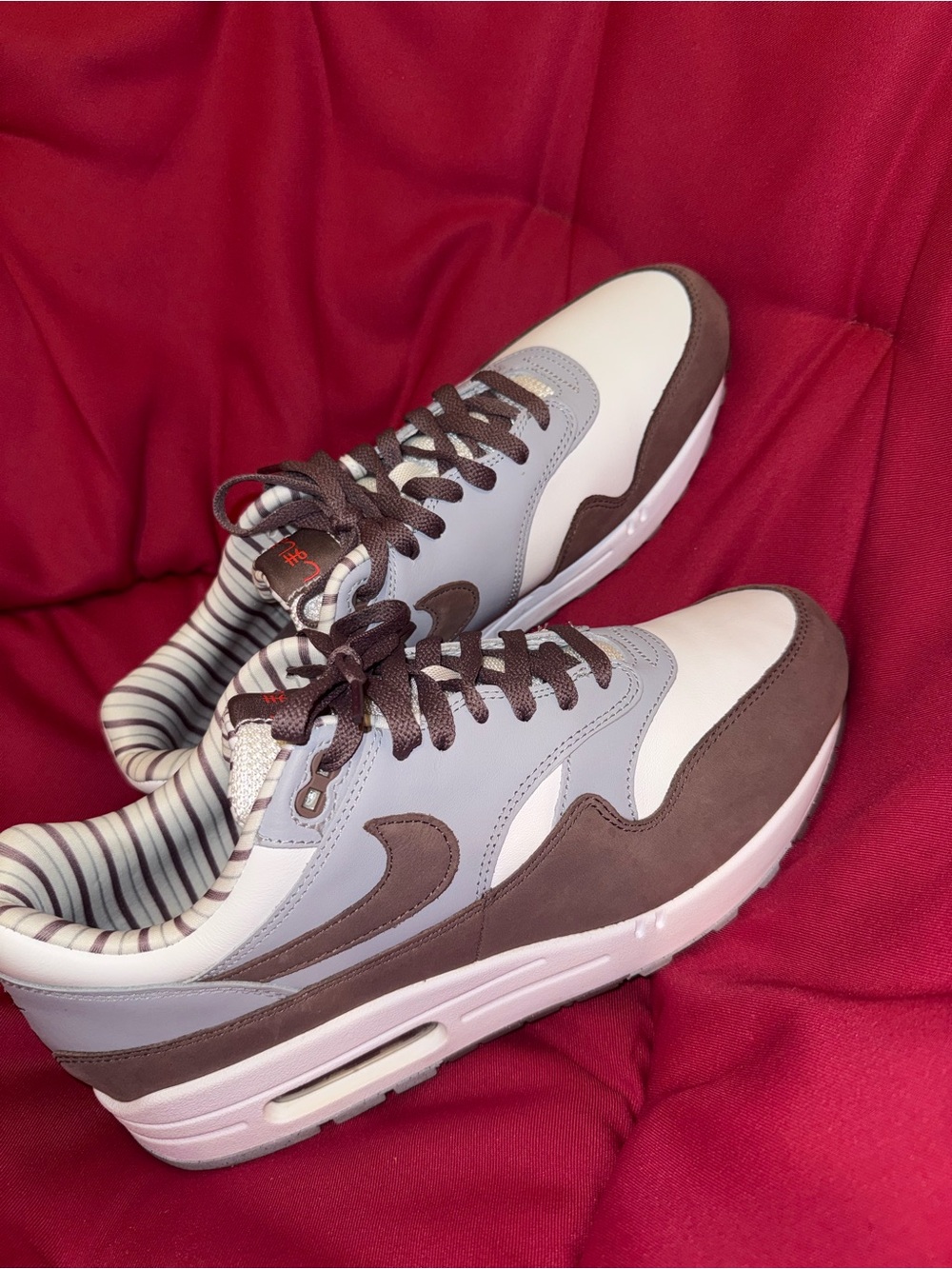 Nike Men’s Sneakers in Brown and Light Gray